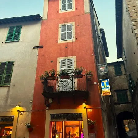 Turistico Sotto La Torre Acquapendente